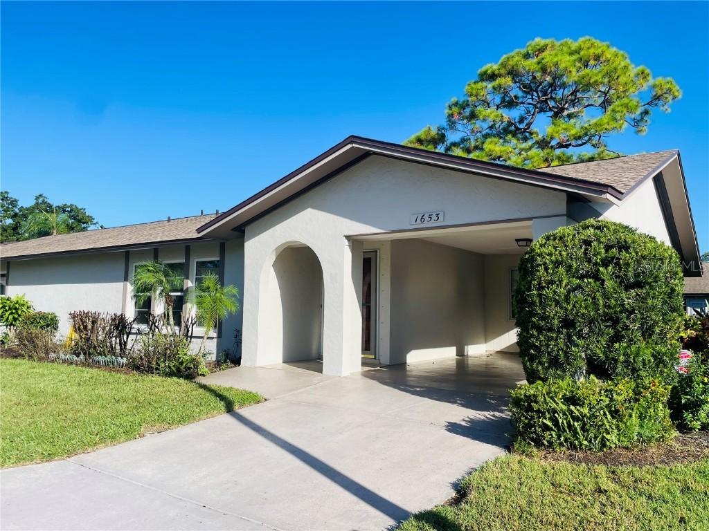 1653 Whitehead Dr. #615, Sarasota, FL 34232