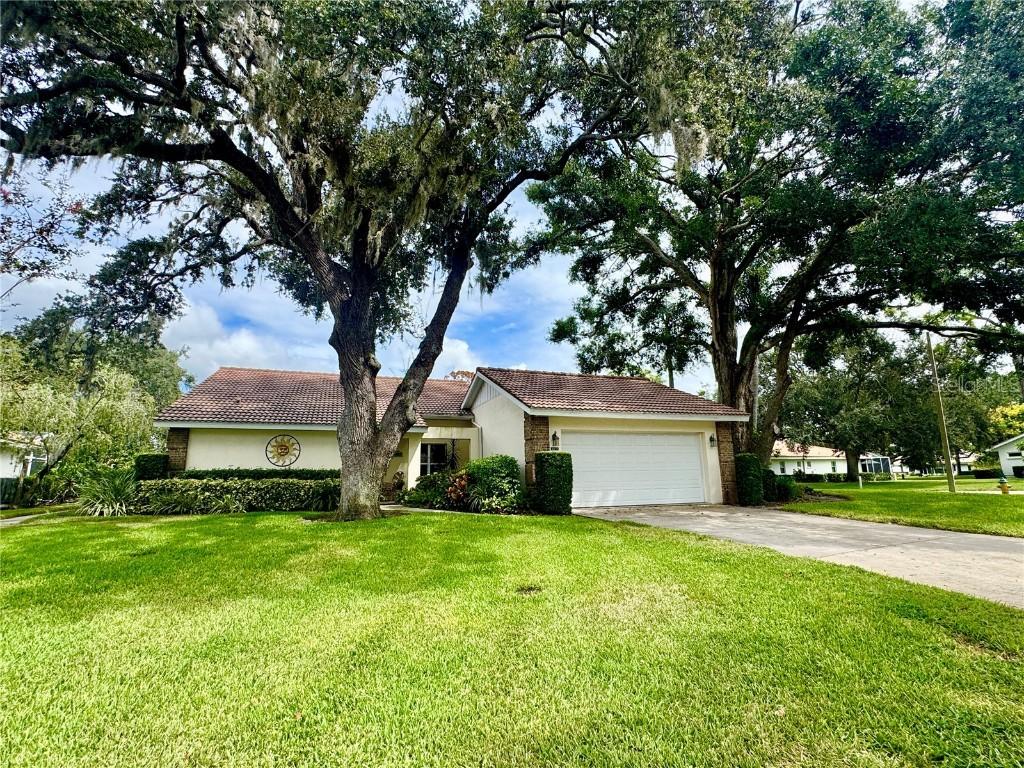 5517 Garden Lakes Oak, Bradenton, FL 34203