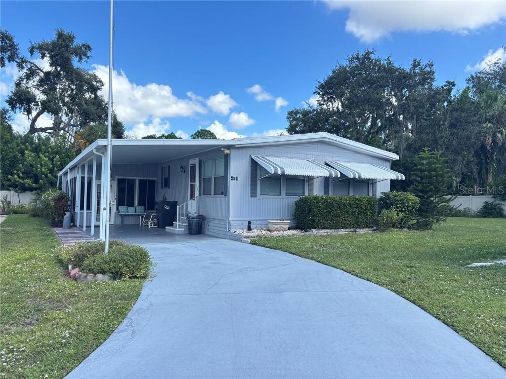 5619 Bayshore Rd. #469, Palmetto, FL 34221