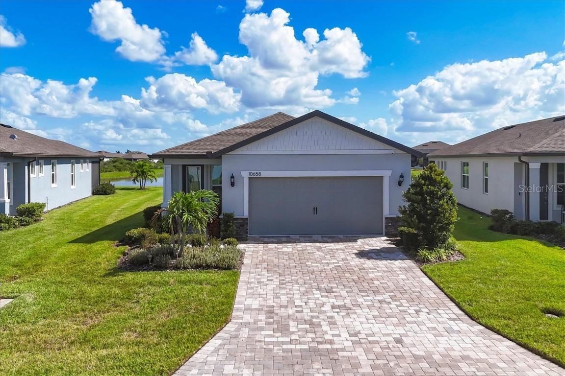 10658 Spring Tide Way, Parrish, FL 34219