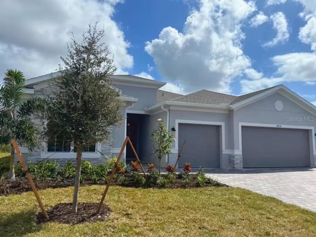 8434 Saint Kitts Cir., Englewood, FL 34224