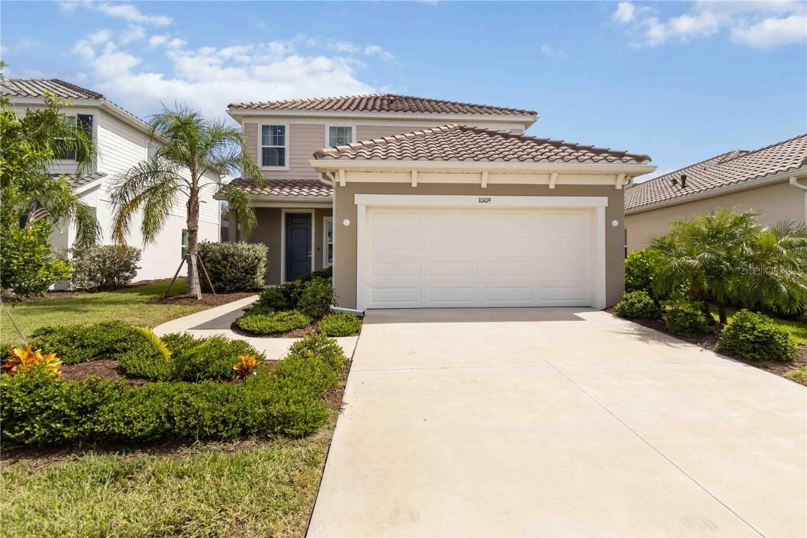 10109 Canaveral Cir., Sarasota, FL 34241