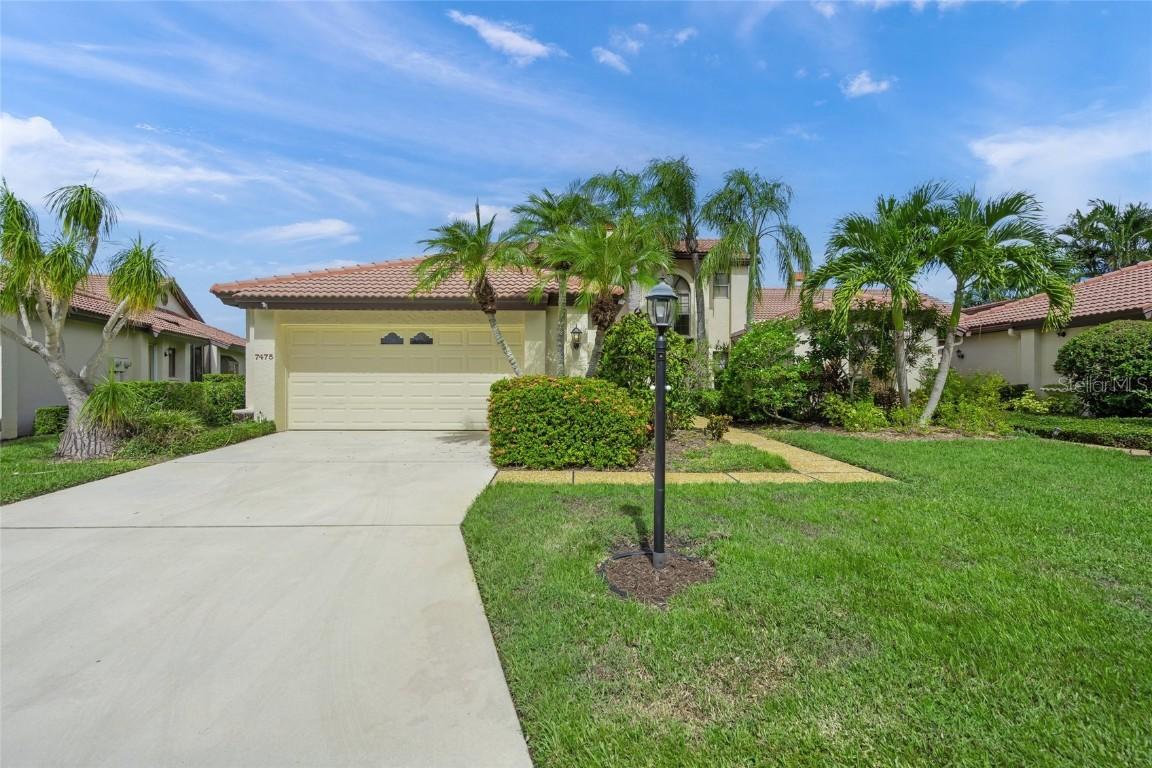 7475 Oak Moss Dr. #20, Sarasota, FL 34241