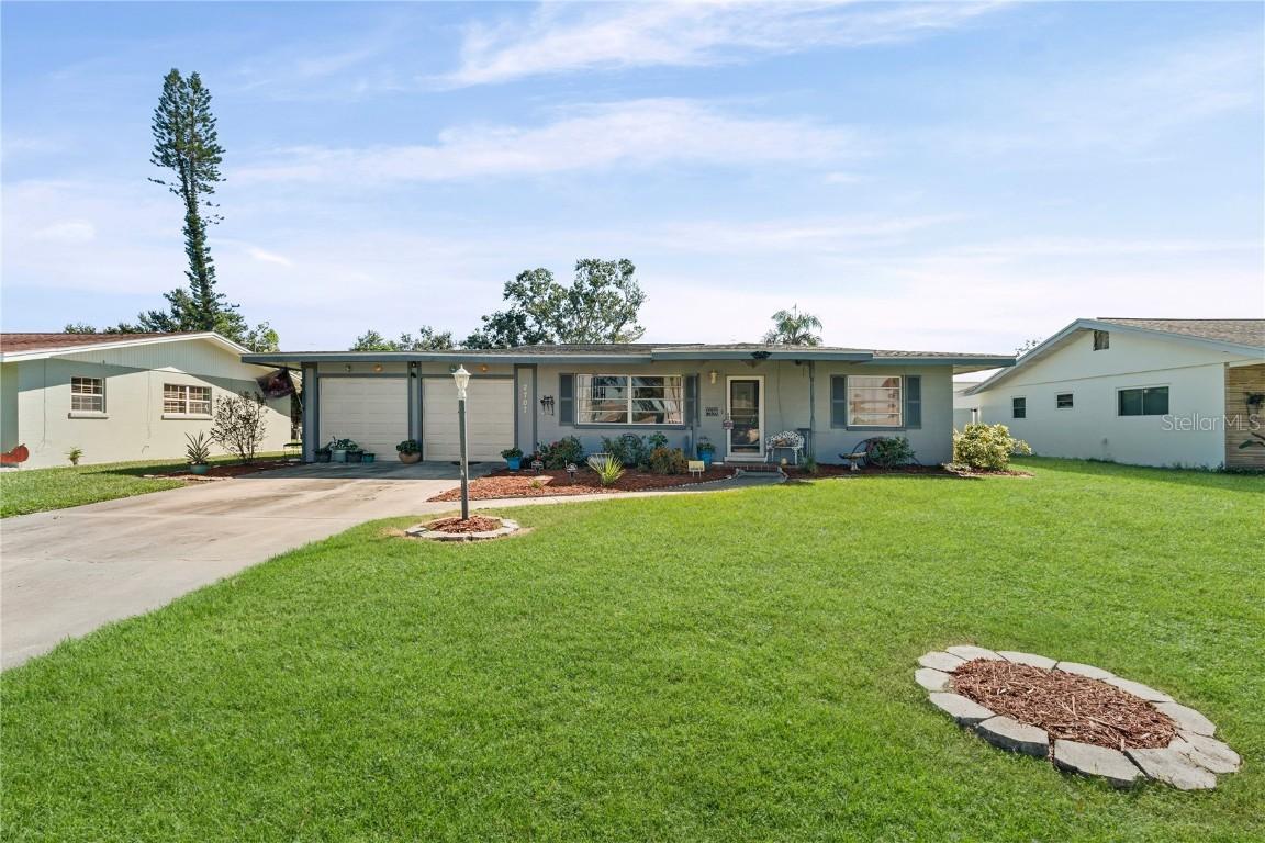 2707 27th Avenue Dr., Bradenton, FL 34205
