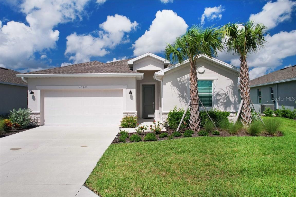 20625 Copperhead Dr., Lehigh Acres, FL 33936