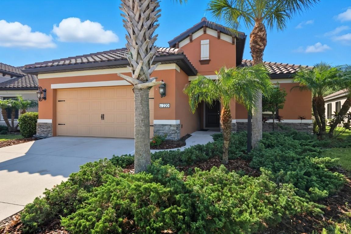 220 Benedetto Ct., Nokomis, FL 34275