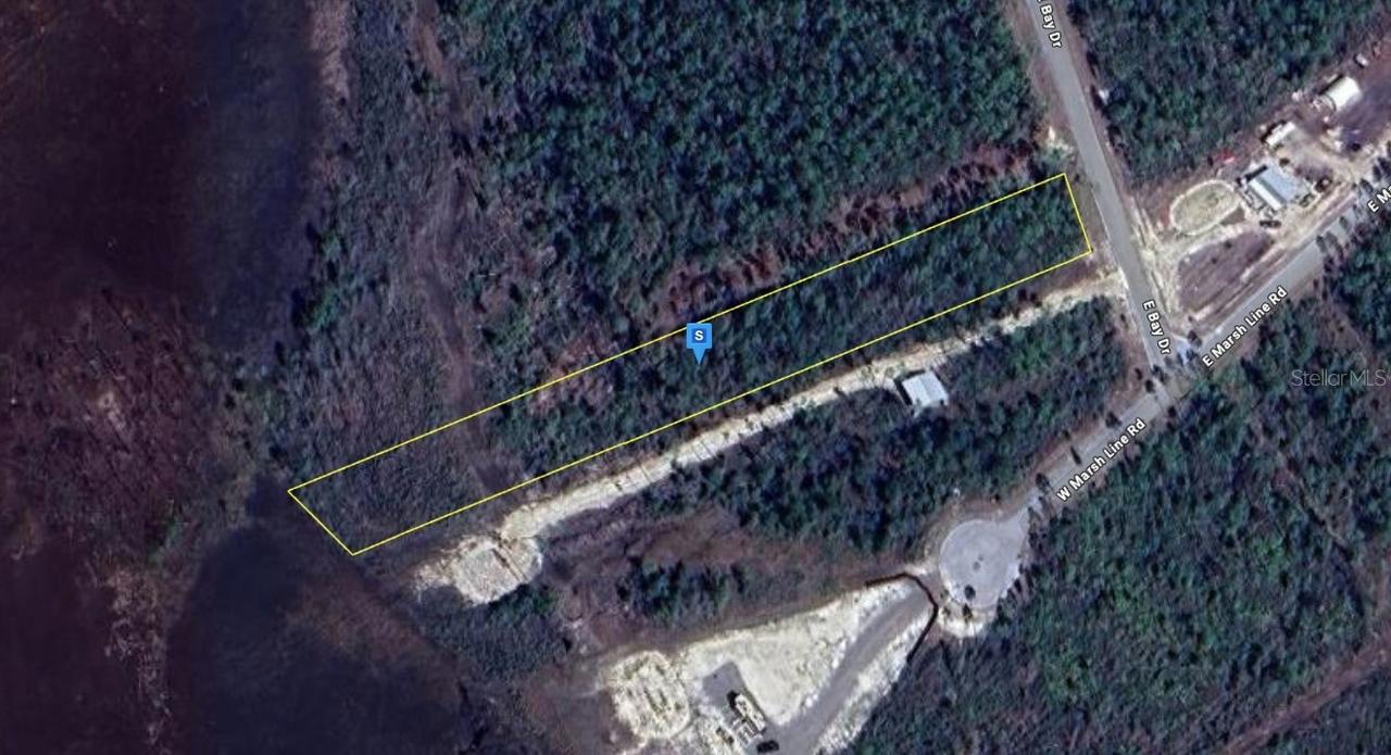 235 E Bay Dr., Wewahitchka, FL 32465