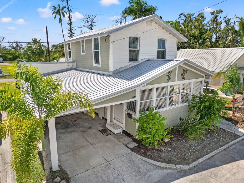 60 Braden Castle Dr., Bradenton, FL 34208