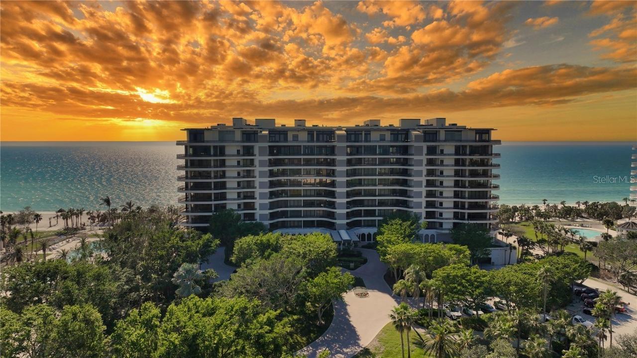 435 L Ambiance Dr. #L807, Longboat Key, FL 34228
