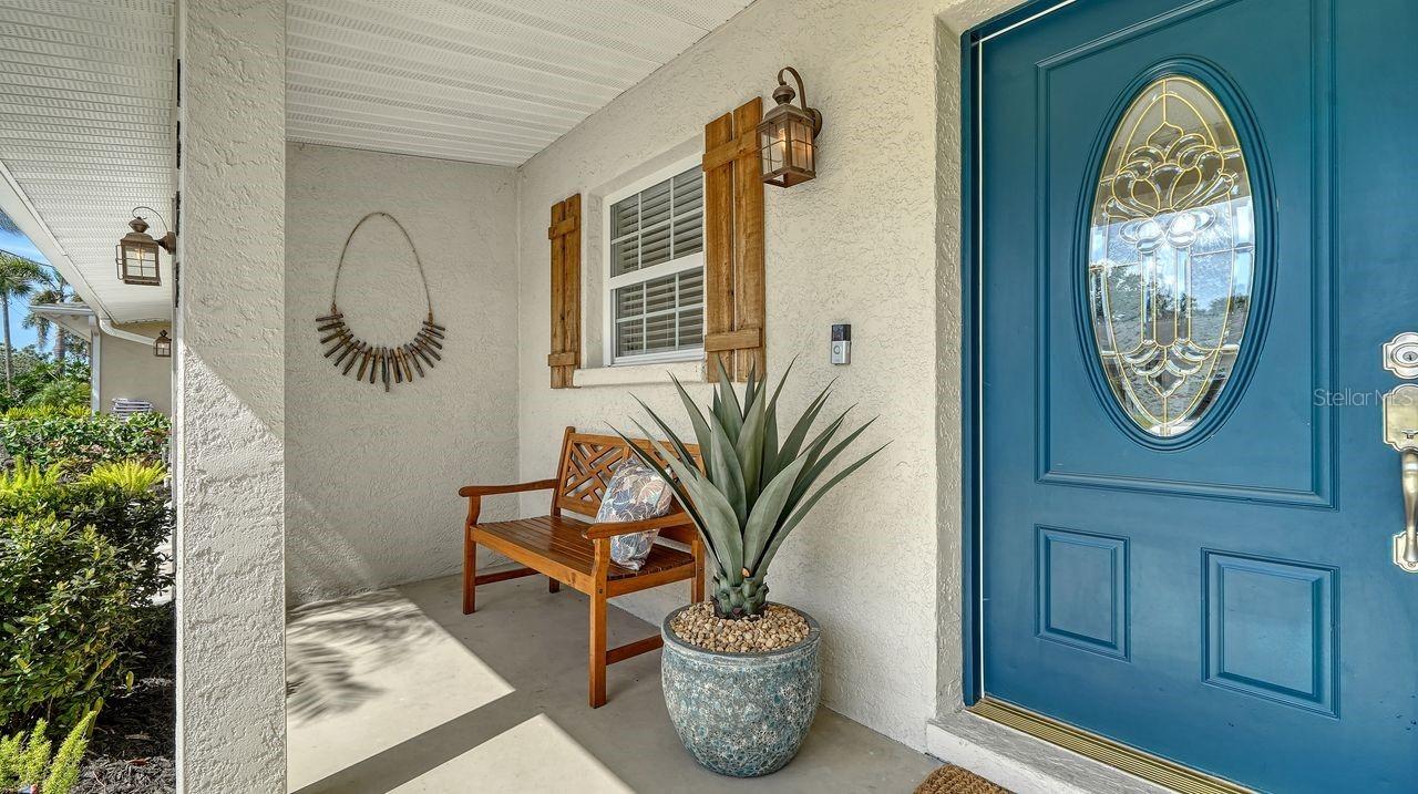 1633 Ridgewood Ln., Sarasota, FL 34231