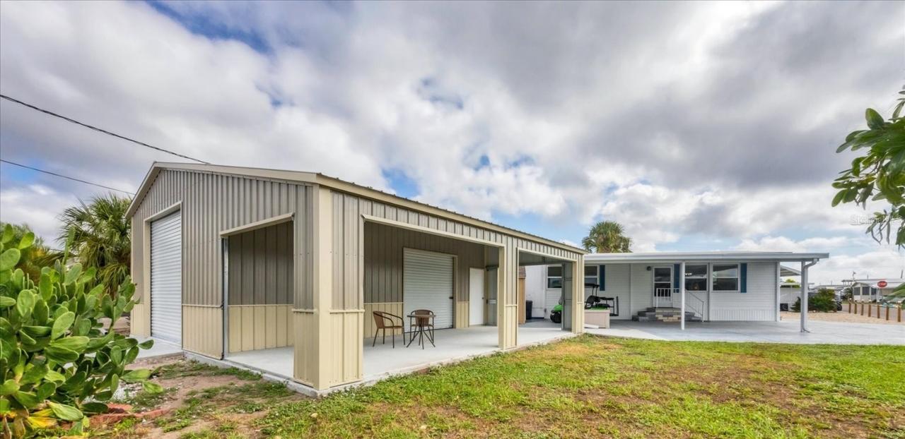 2209 Iowa Ave., Bradenton, FL 34207