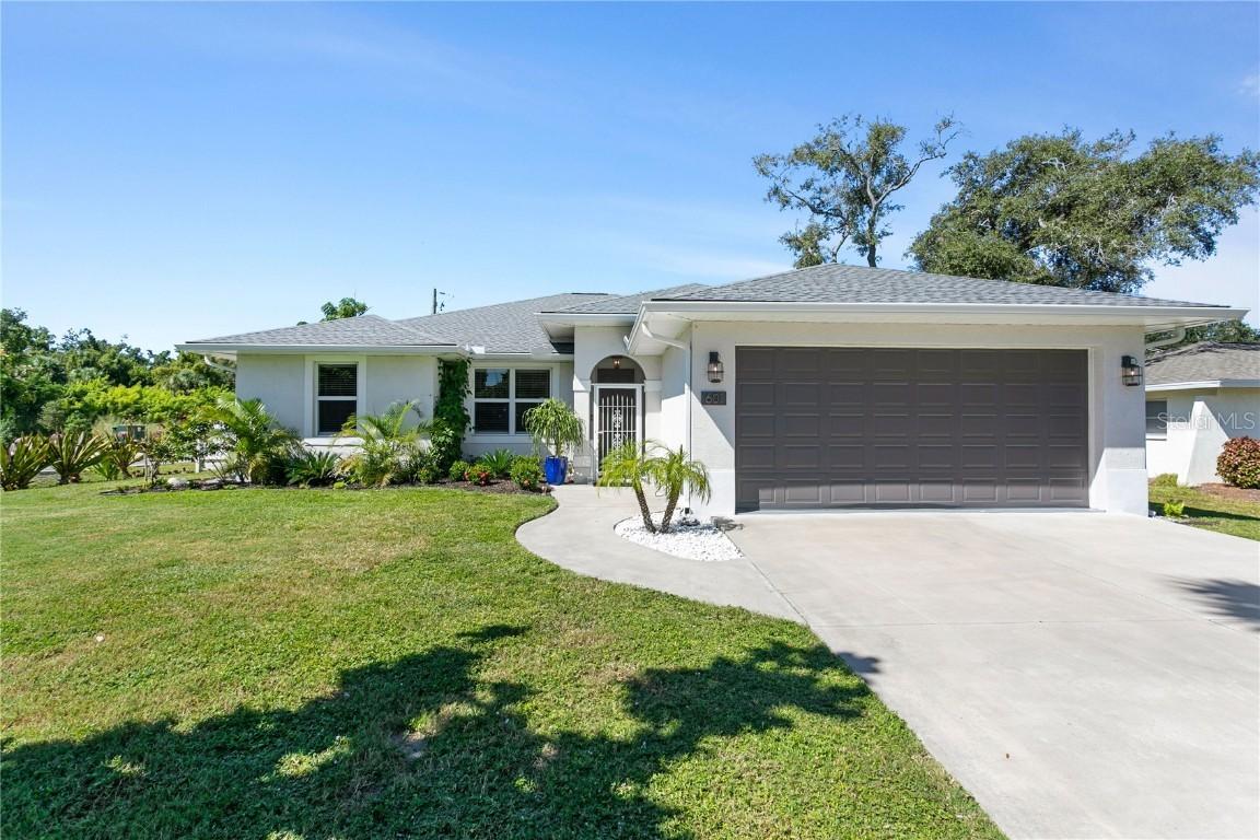 601 Hamlin St., Nokomis, FL 34275