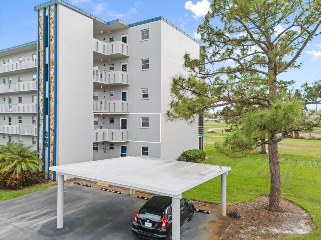 3880 Ironwood Ln. #208E, Bradenton, FL 34209