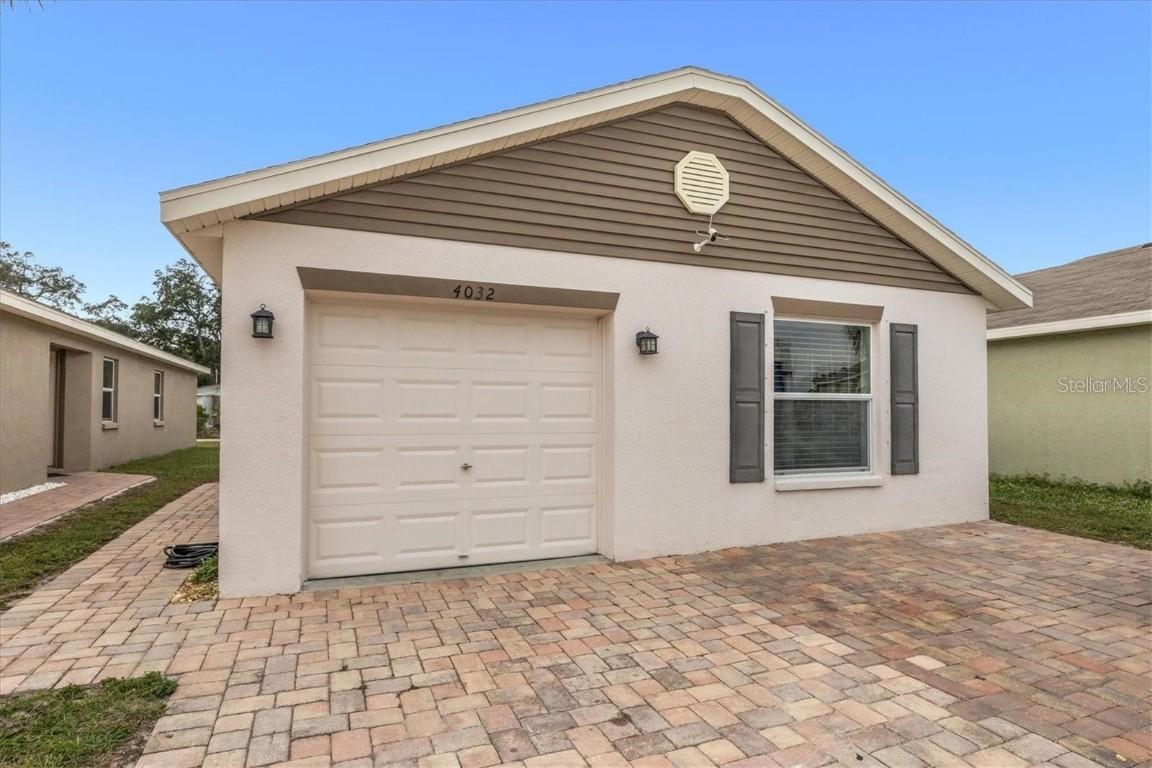 4032 11th St., Bradenton, FL 34208