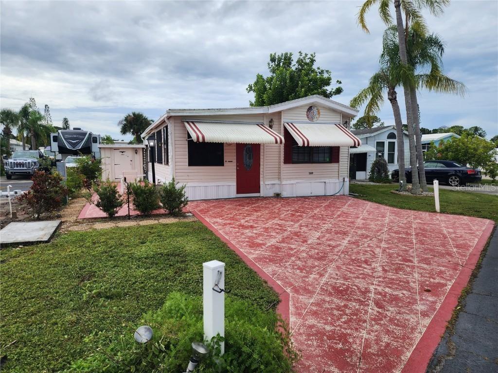 1674 University Pkwy. #389, Sarasota, FL 34243