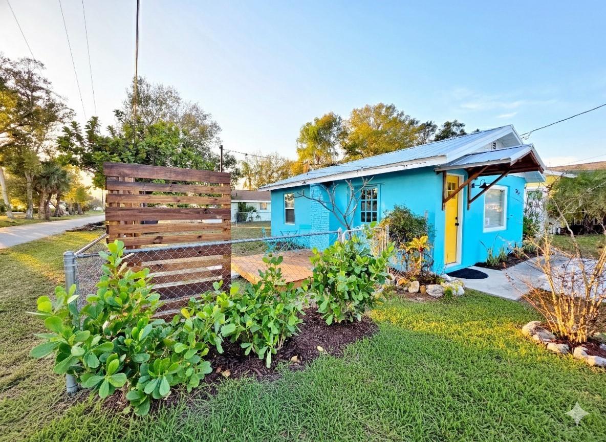 322 34th St., Bradenton, FL 34205