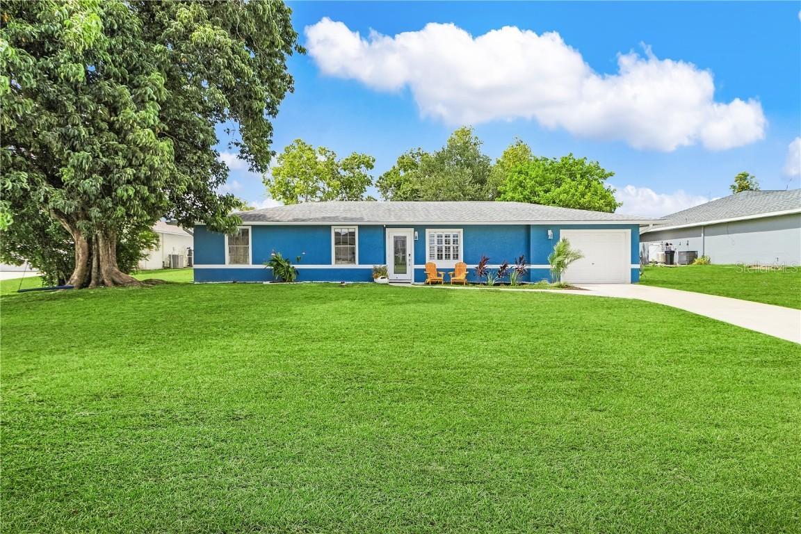 908 NE 5th Pl., Cape Coral, FL 33909