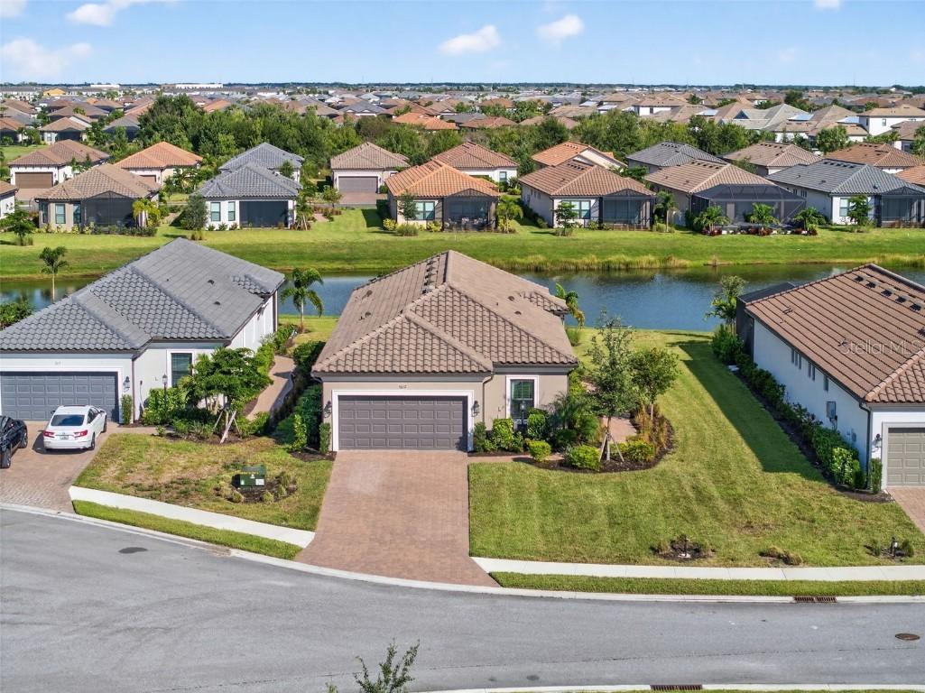 3017 Duomo Ct., Bradenton, FL 34211