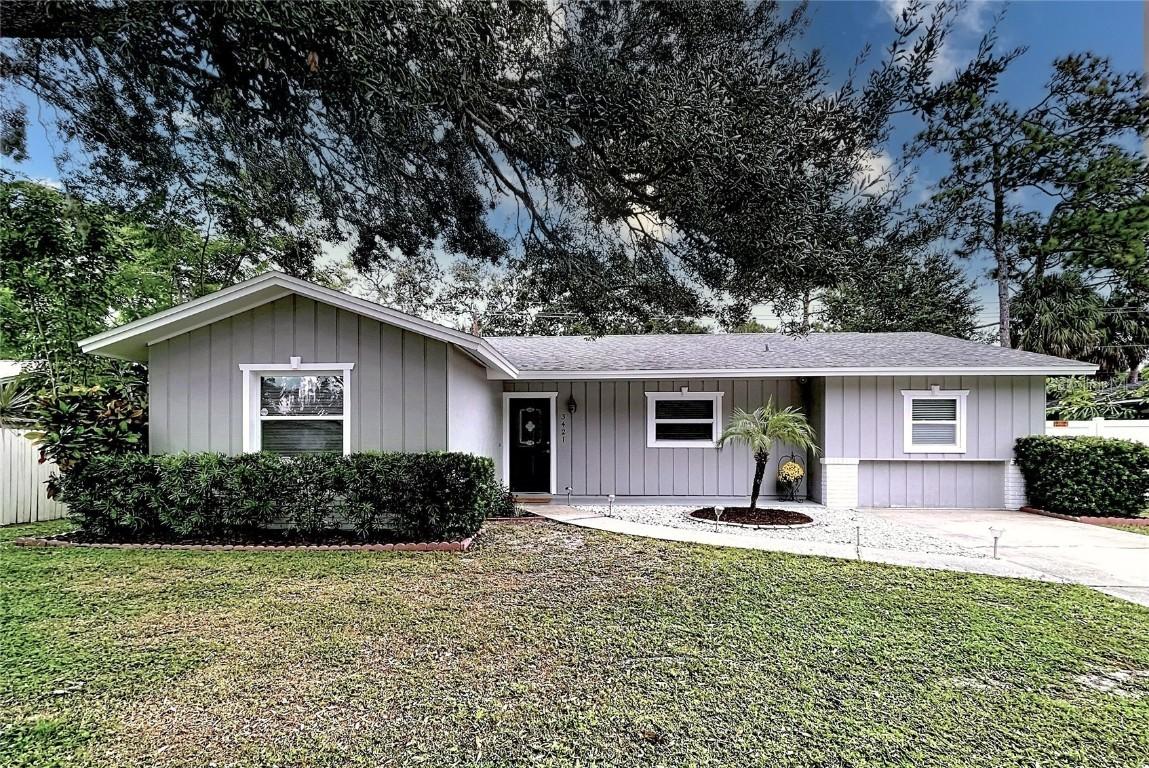 3421 Kingswood Dr., Sarasota, FL 34232