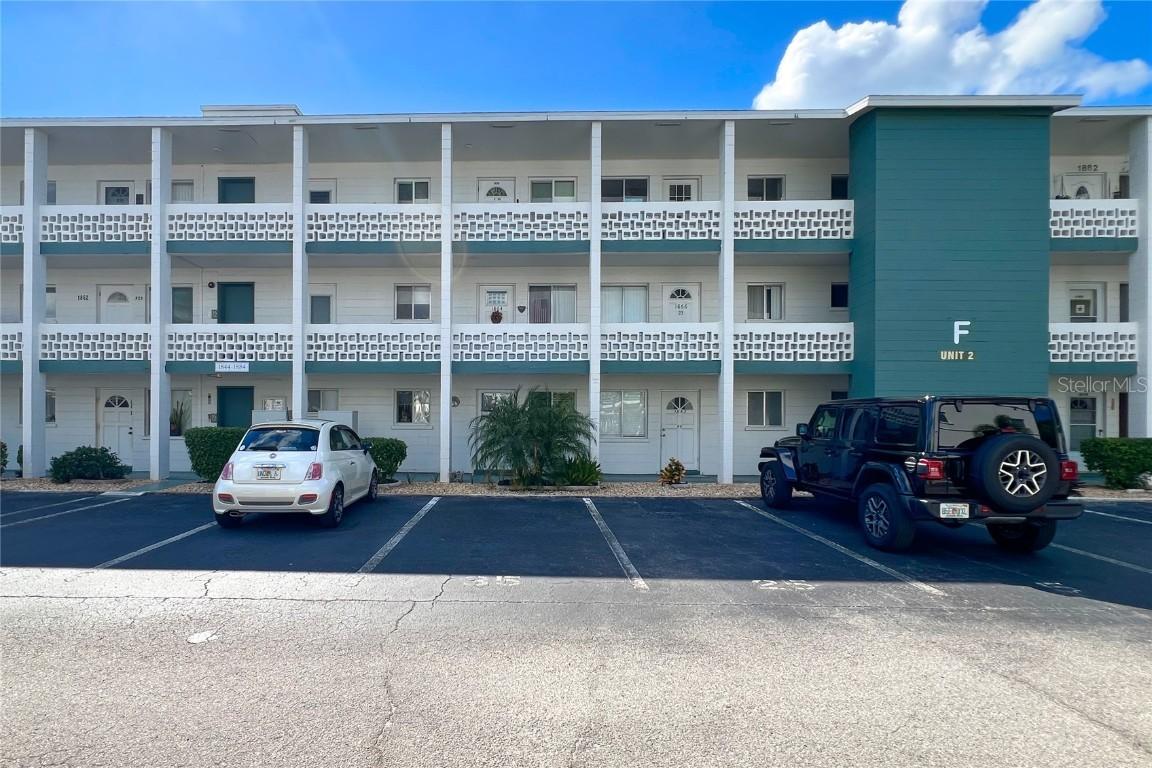 1864 Sunny Dr. #F24, Bradenton, FL 34207