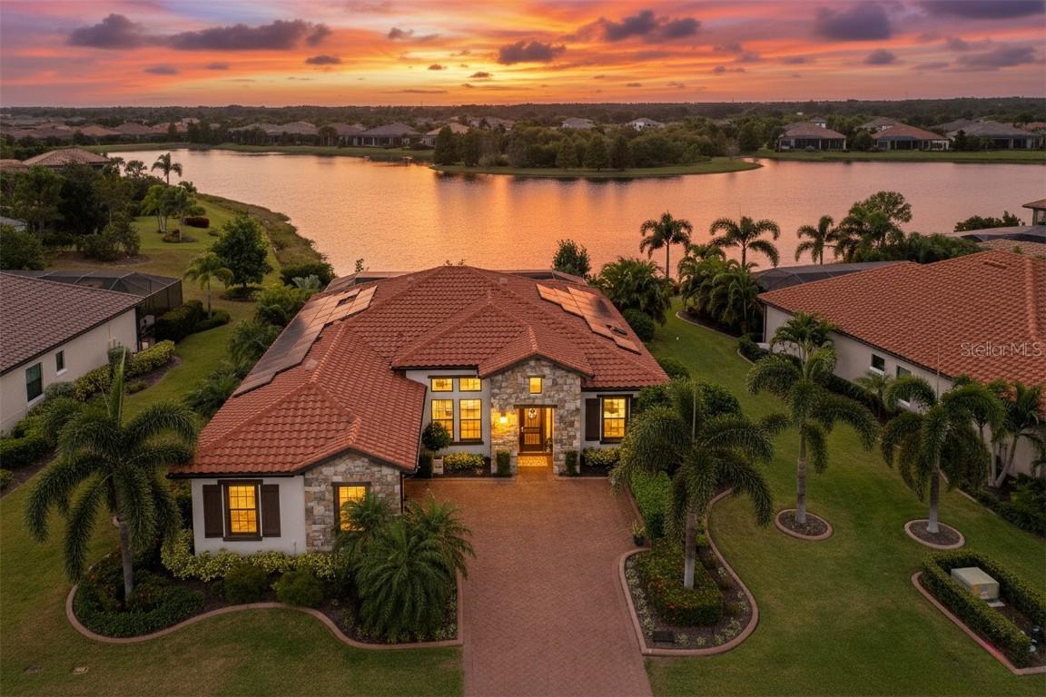 16305 Castle Park Ter., Lakewood Ranch, FL 34202