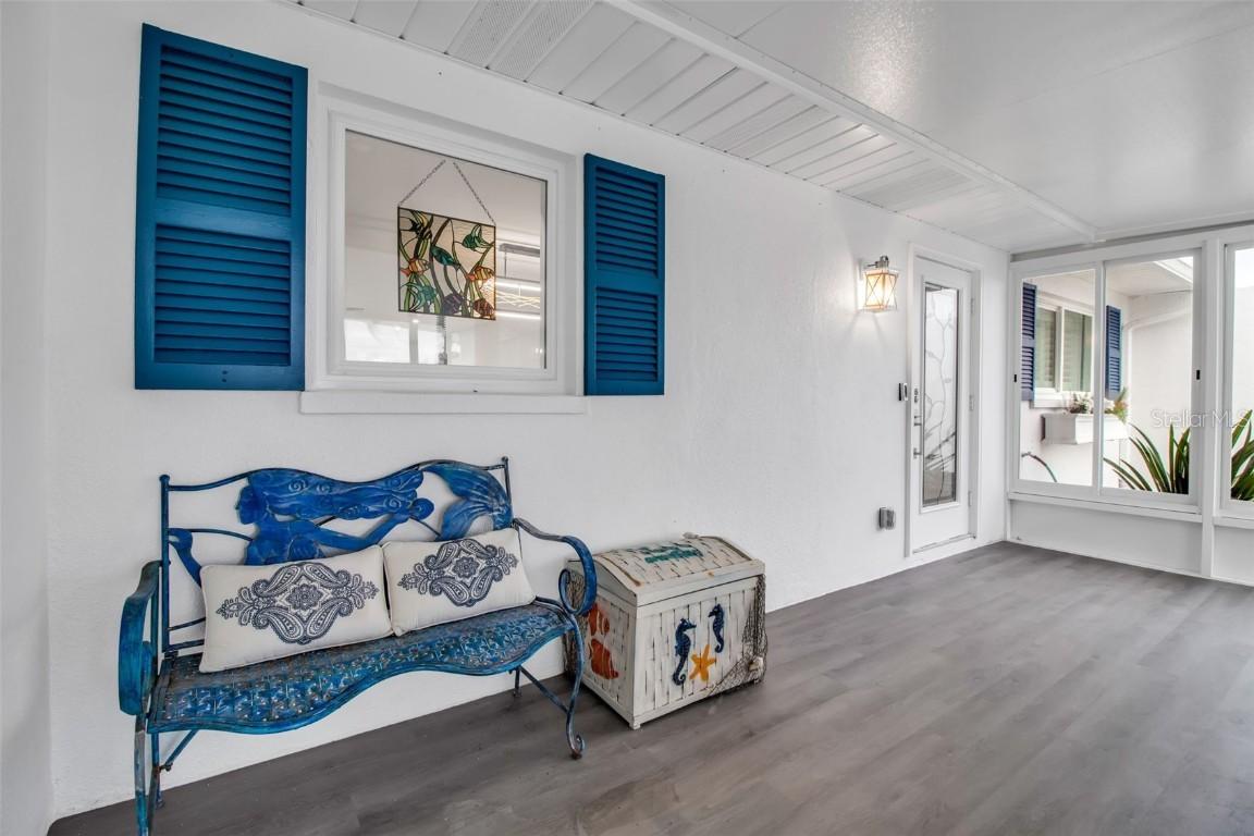 602 Fair Winds Dr., Nokomis, FL 34275