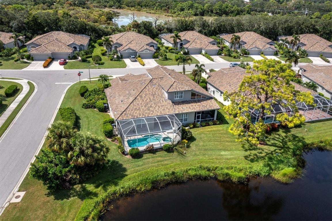 8737 Pebble Creek Ln., Sarasota, FL 34238
