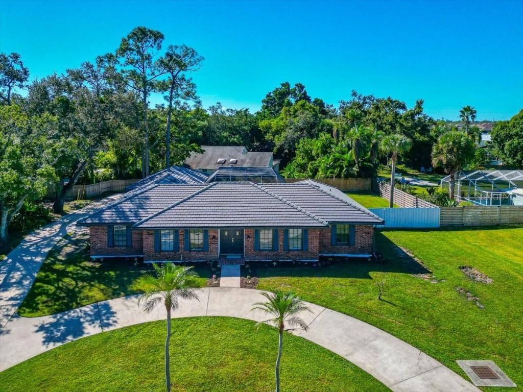 1861 Riviera Cir., Sarasota, FL 34232