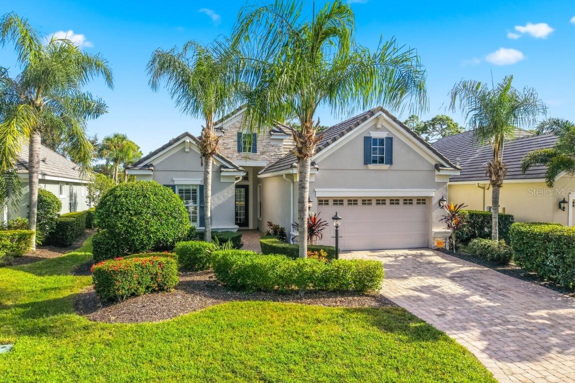 11728 Strandhill Ct., Lakewood Ranch, FL 34202