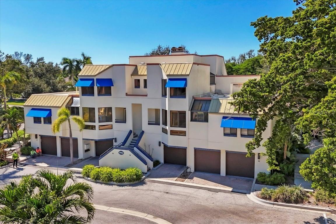 1912 Harbourside Dr. #602, Longboat Key, FL 34228