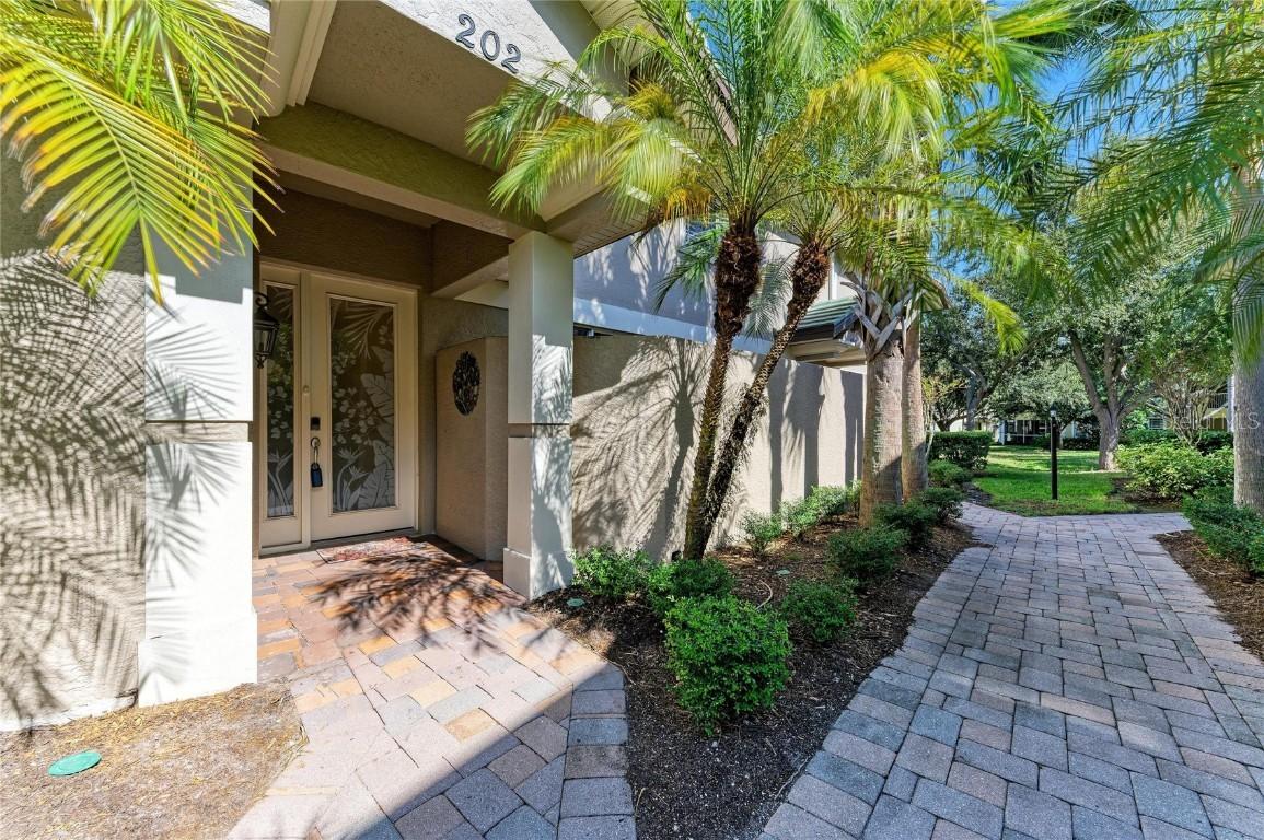 6560 Moorings Point Cir. #202, Lakewood Ranch, FL 34202