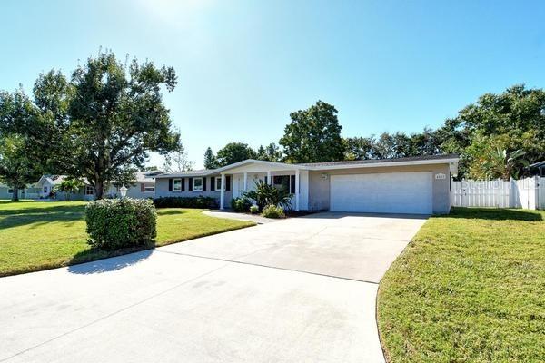 4503 22nd Ave., Bradenton, FL 34209
