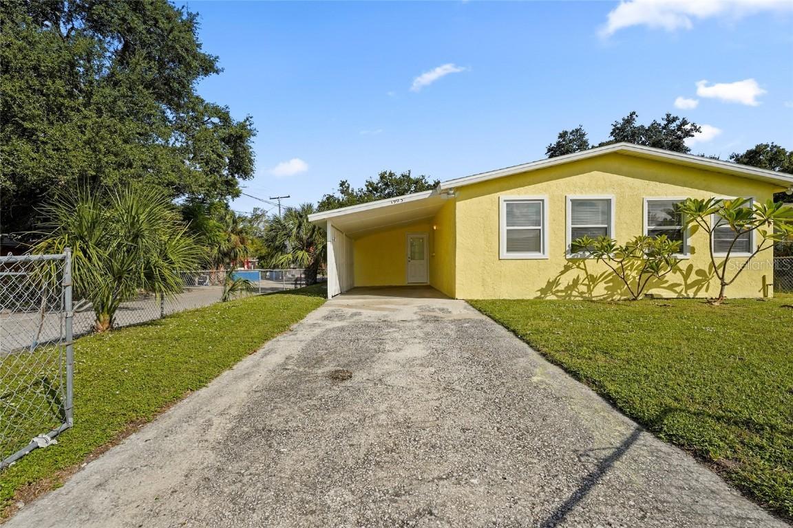 1903 24th St., Sarasota, FL 34234