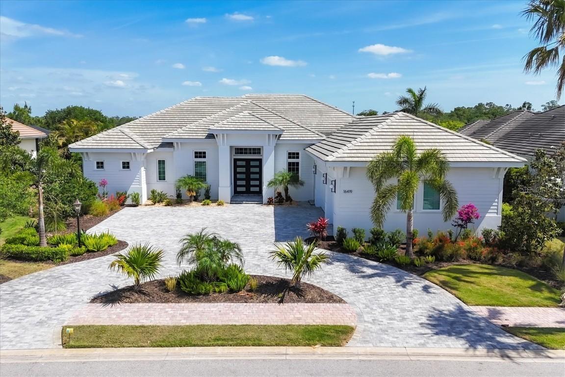 16419 Kendleshire Ter., Lakewood Ranch, FL 34202