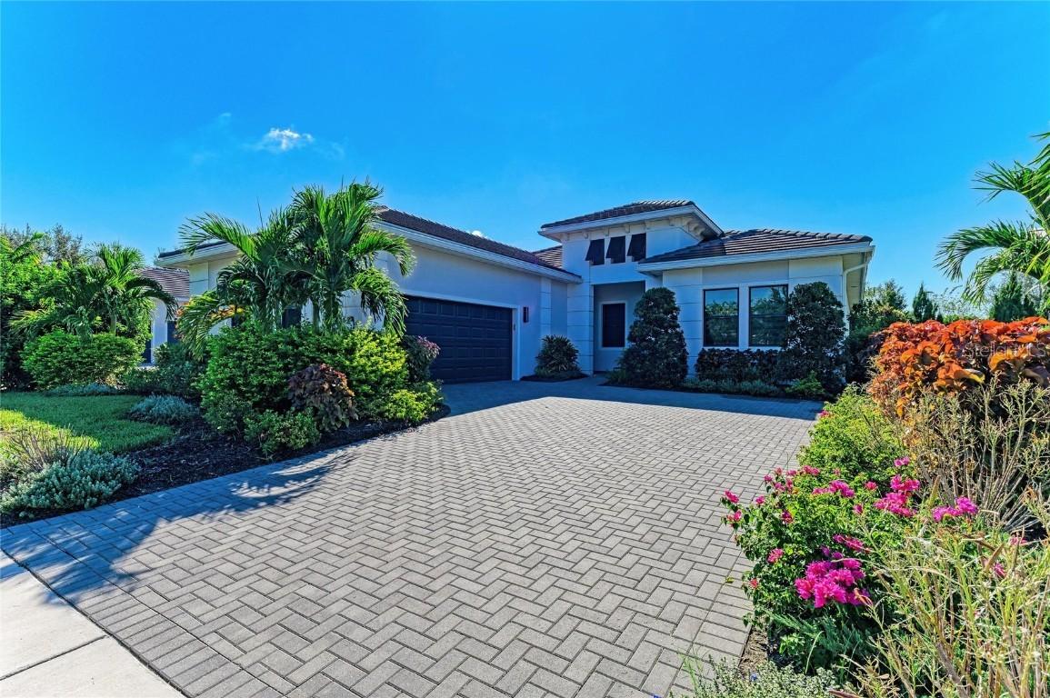 17424 Cresswind Ter., Bradenton, FL 34211
