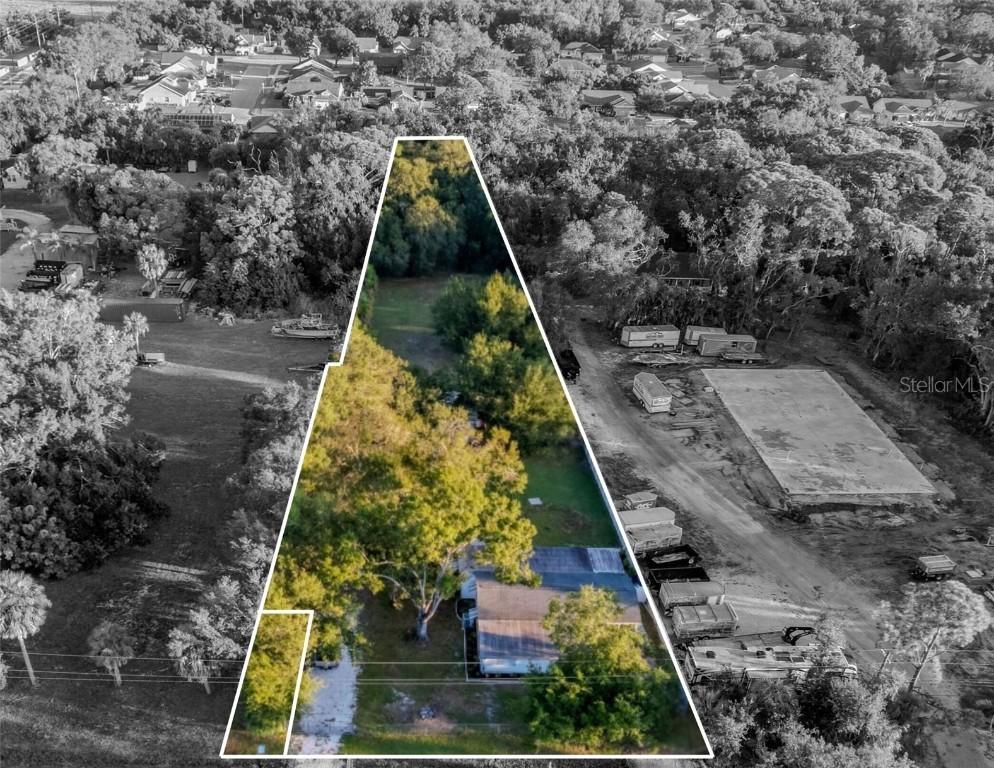 3323 58th Ave., Bradenton, FL 34203