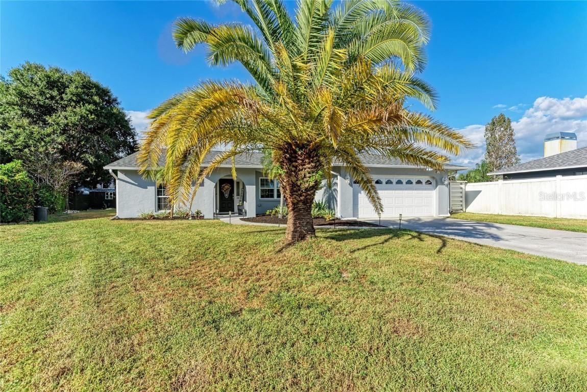 4633 Glenbrooke Ter., Sarasota, FL 34243