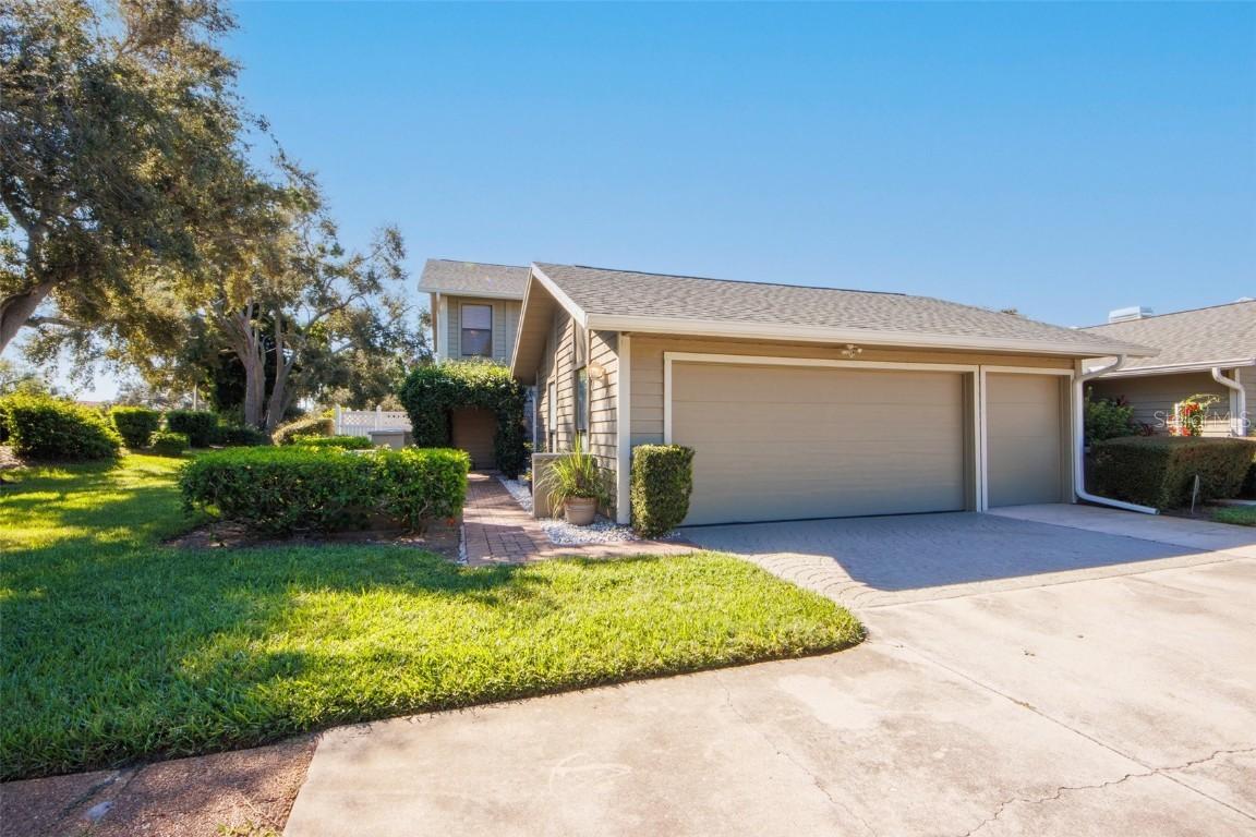 3401 Avenida Madera #B, Bradenton, FL 34210