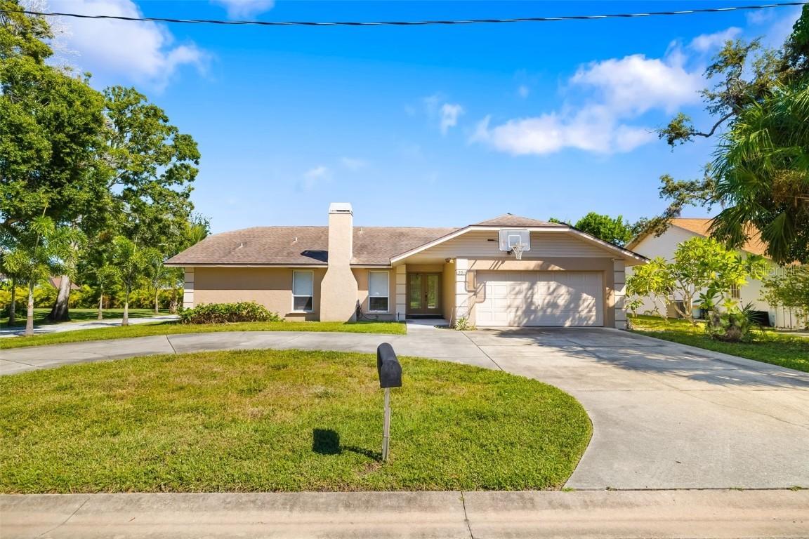 2011 81st St., Bradenton, FL 34209