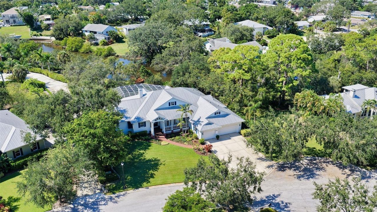 3930 Elysian Woods Ln., Sarasota, FL 34231
