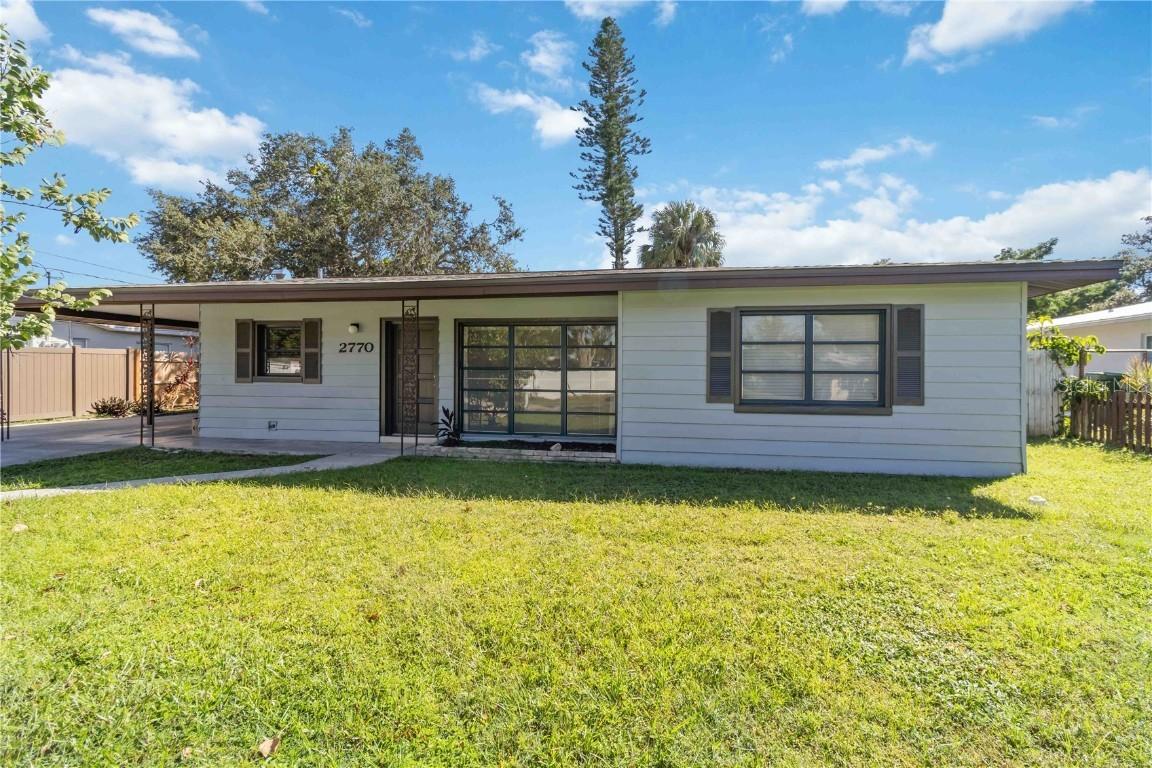 2770 Wood St., Sarasota, FL 34237