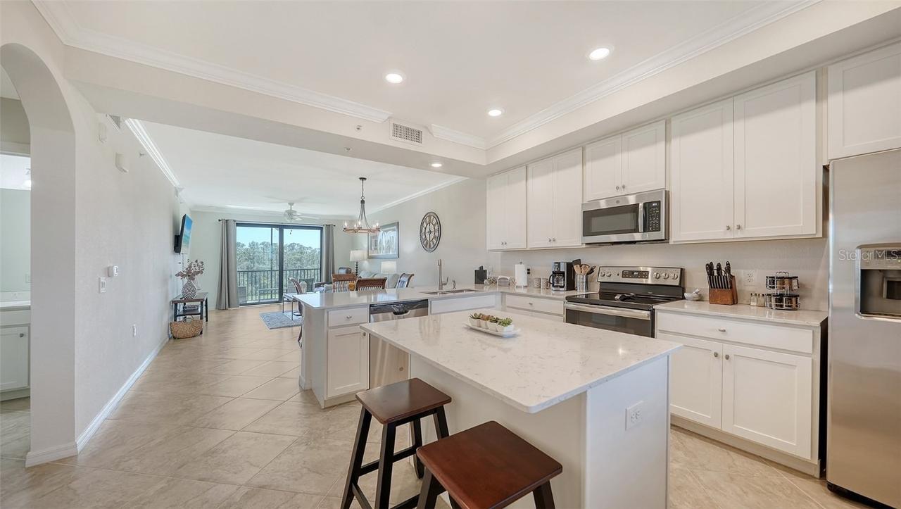 17510 Gawthrop Dr. #305, Bradenton, FL 34211