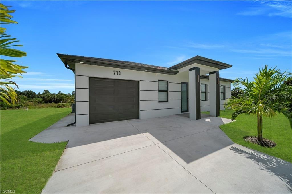 713 Roma Ave., Lehigh Acres, FL 33974