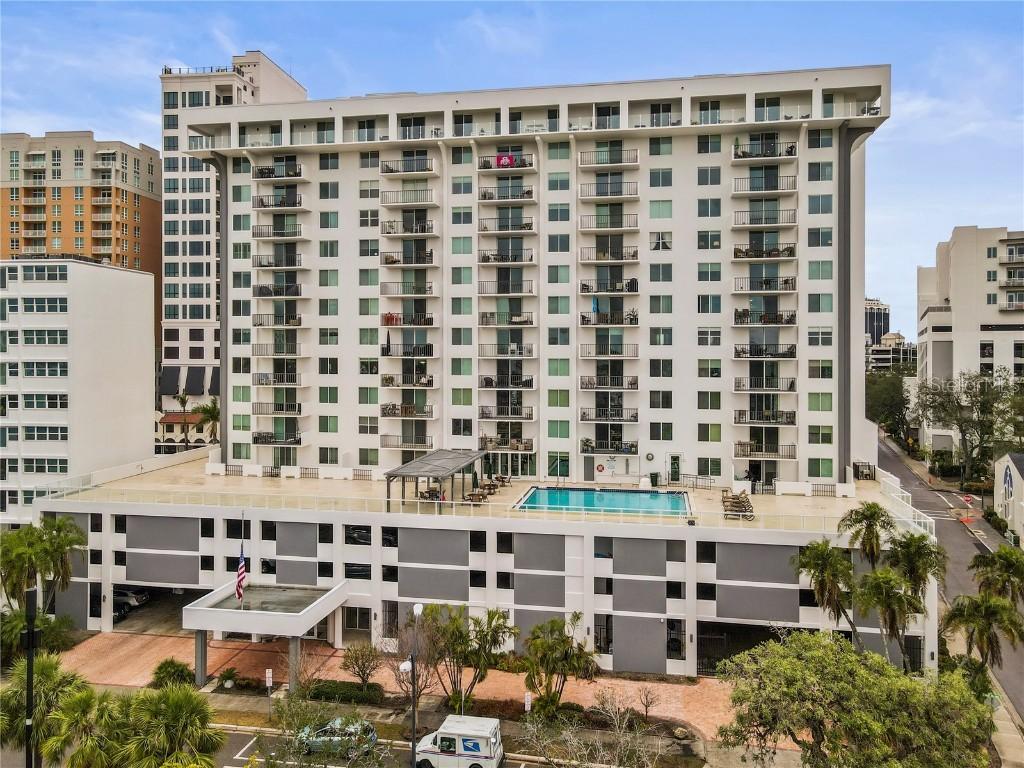 101 S Gulfstream Ave. #12C, Sarasota, FL 34236