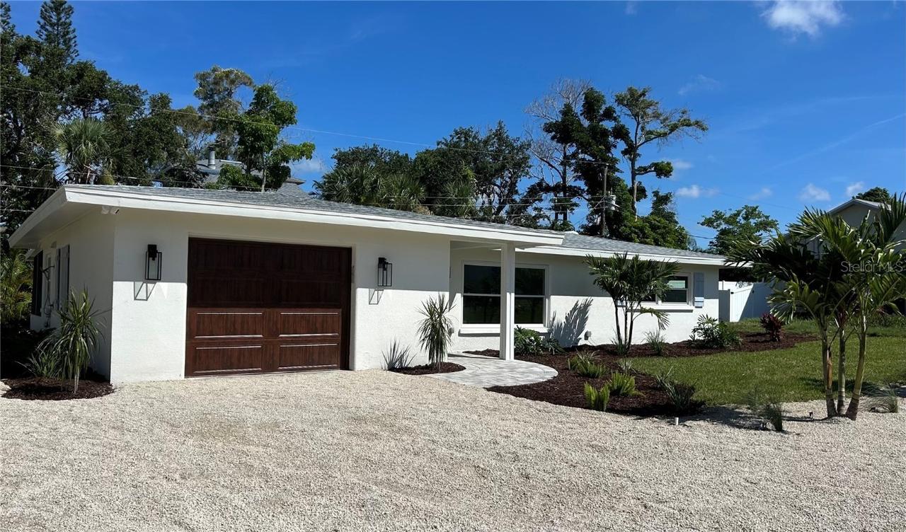 1625 Idle Ln., Sarasota, FL 34231