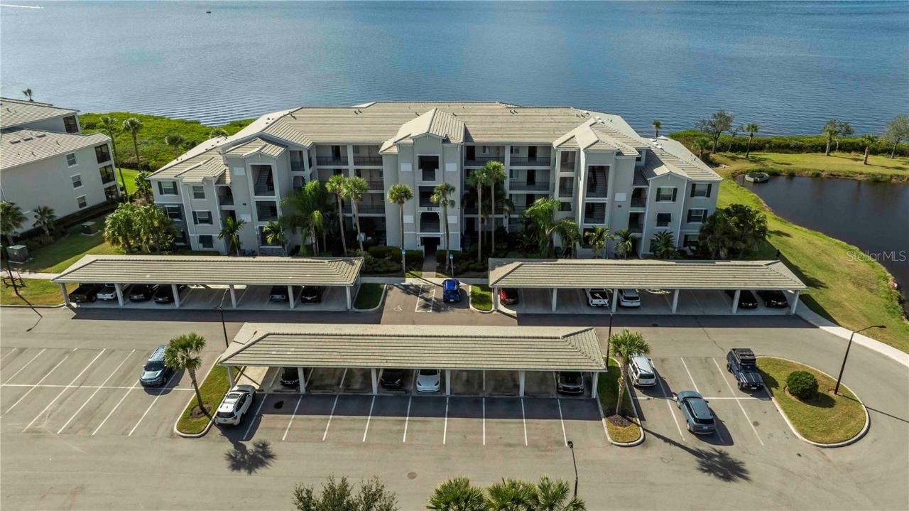 1030 Tidewater Shores Loop #105, Bradenton, FL 34208