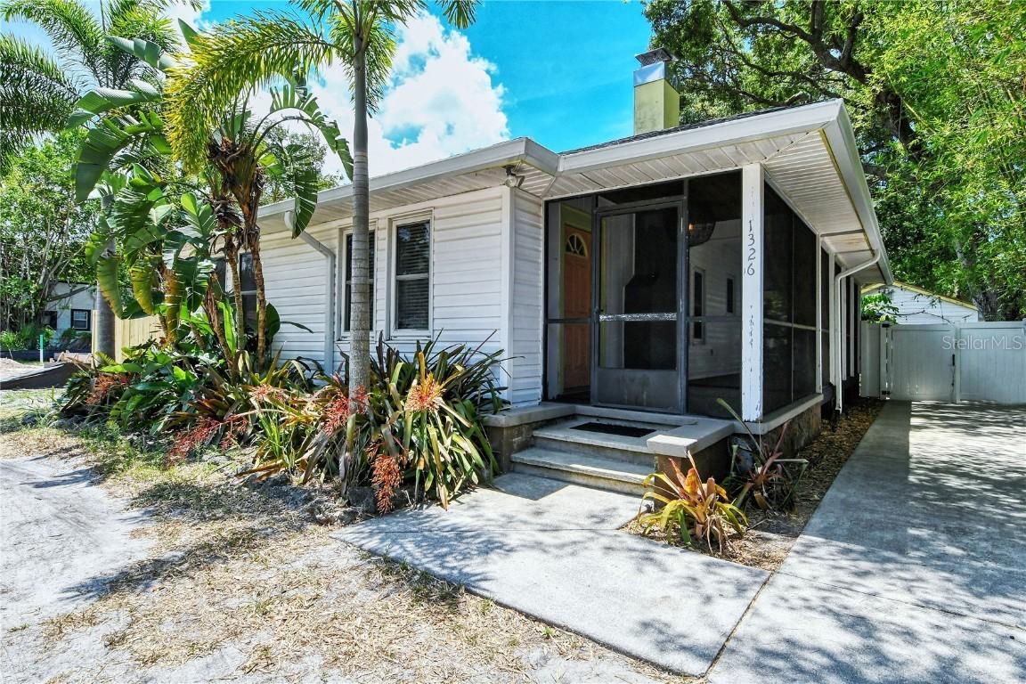 1326 17th St., Sarasota, FL 34234