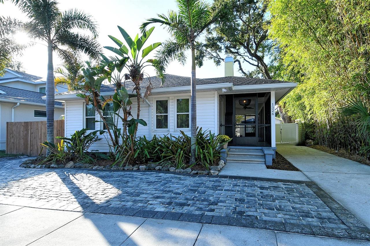 1326 17th St., Sarasota, FL 34234