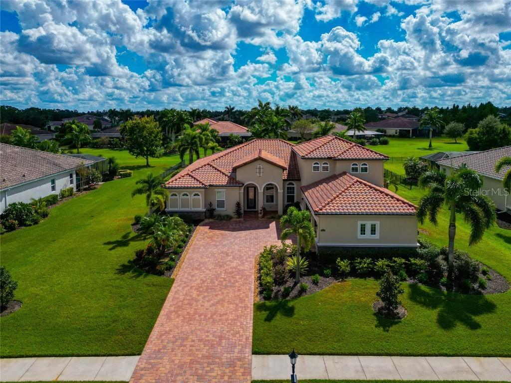 16810 1st Ave., Bradenton, FL 34212