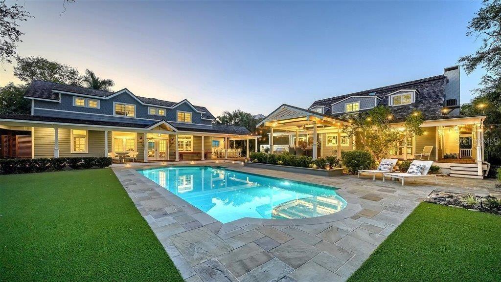 1774 Cherokee Dr., Sarasota, FL 34239